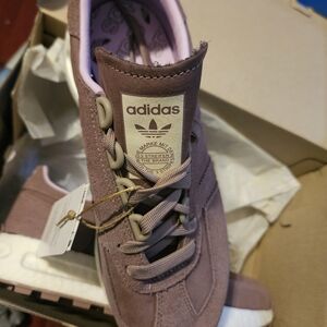 Adidas Women's Mauve Sneakers